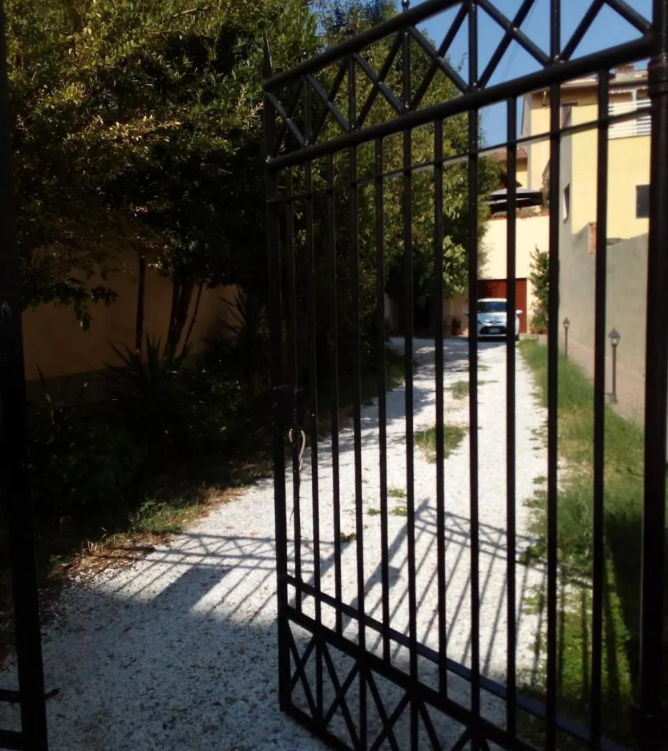 L'Acchiappasogni Bed and Breakfast Florence 0*,